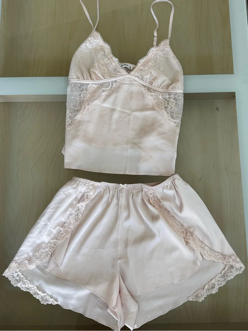 A&F XS sleepwear satin lace trim set - Picture 5 of 9